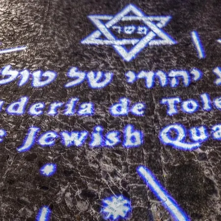 La Casa Del Transito - Living Toledo