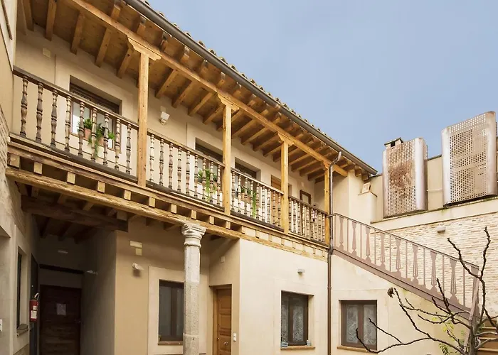 La Casa Del Transito - Living * Toledo