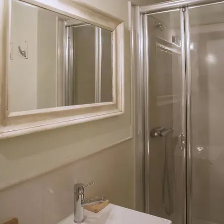 La Casa Del Transito - Living Toledo